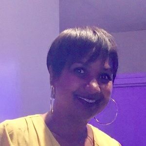 Meet your Posher, Veronica